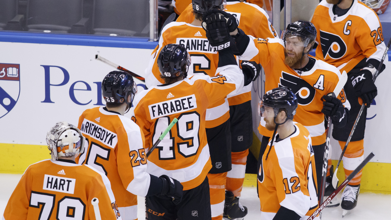 Myers scores early in OT, Flyers even series with 