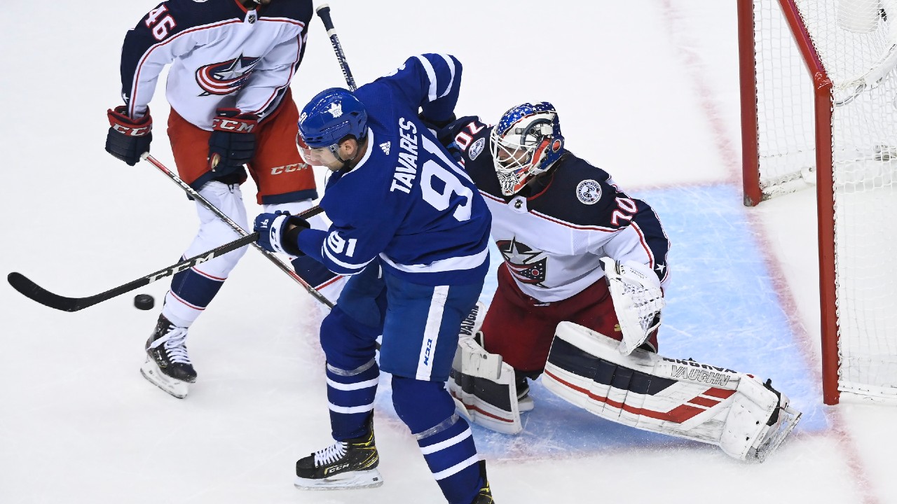 Maple Leafs can't solve Korpisalo, lose Game 1 to 