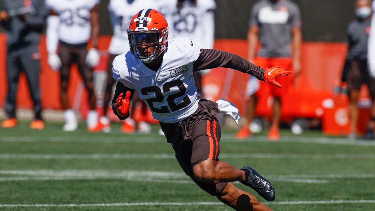 Cleveland Browns Safety Grant Delpit Injured, Carted Off Field