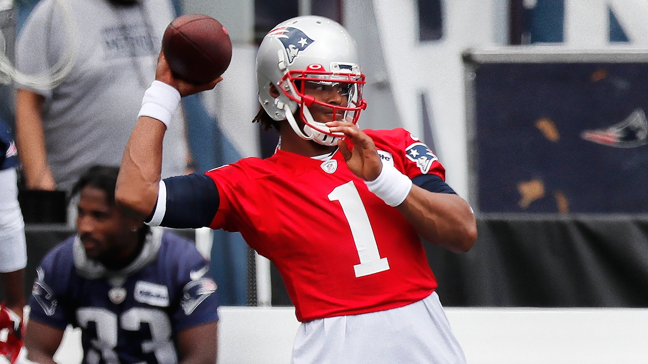 James White says Patriots are confident in Jarrett Stidham, Brian Hoyer at  quarterback 