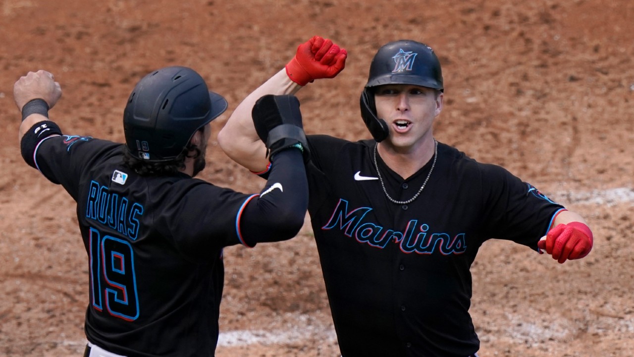 Corey Dickerson Homers As Marlins Beat Cubs In Playoff Opener Sportsnet Ca