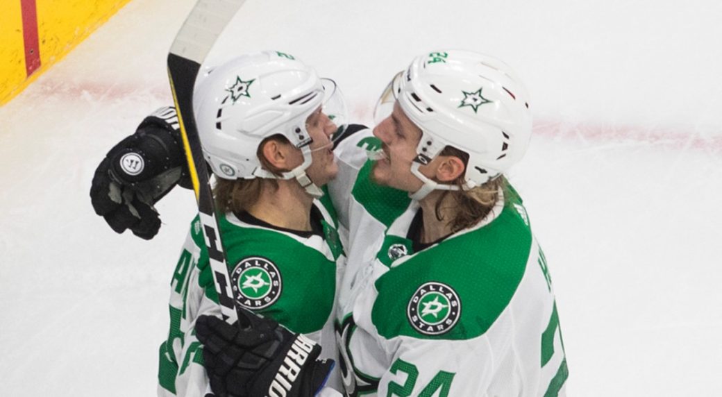 Stars check all the boxes in Game 1 win over Light