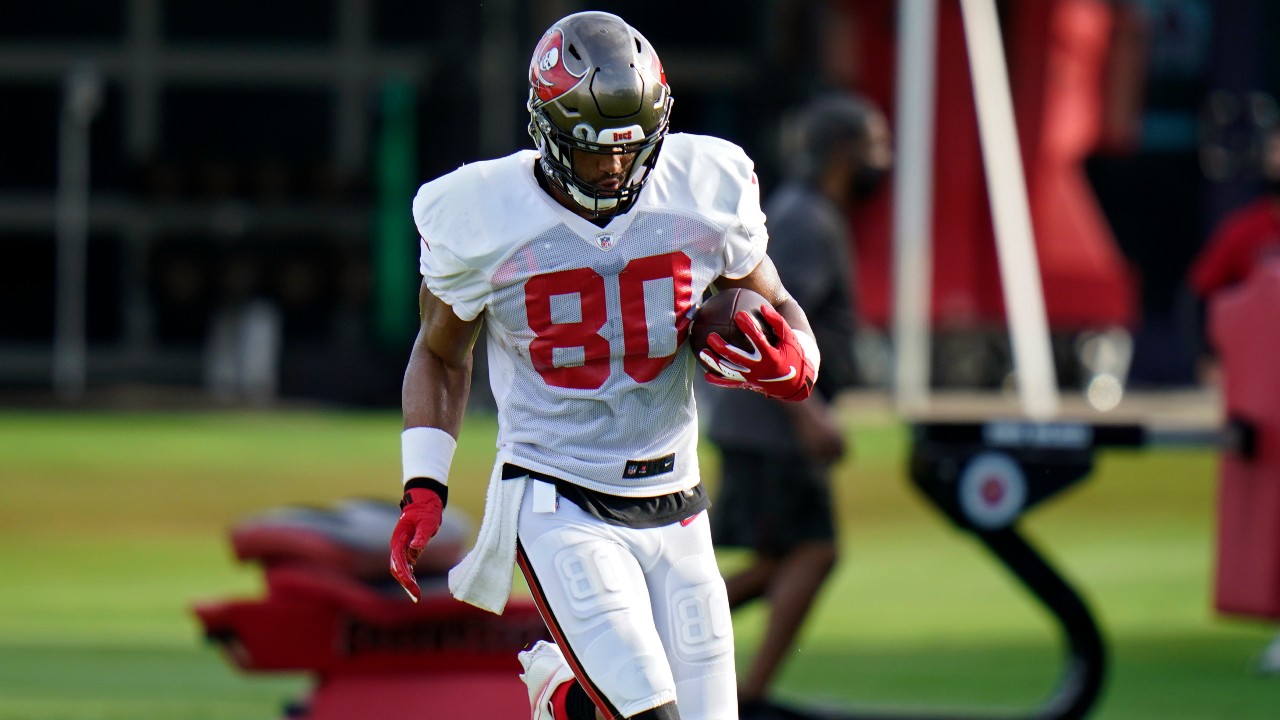 O.J. Howard to miss remainder of NFL season 