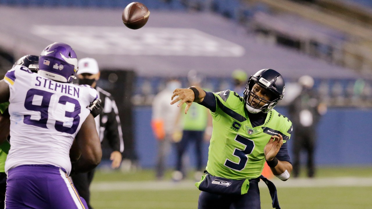 SEAHAWKS: Wilson, Metcalf's offseason work laid foundation for comeback  against Vikings