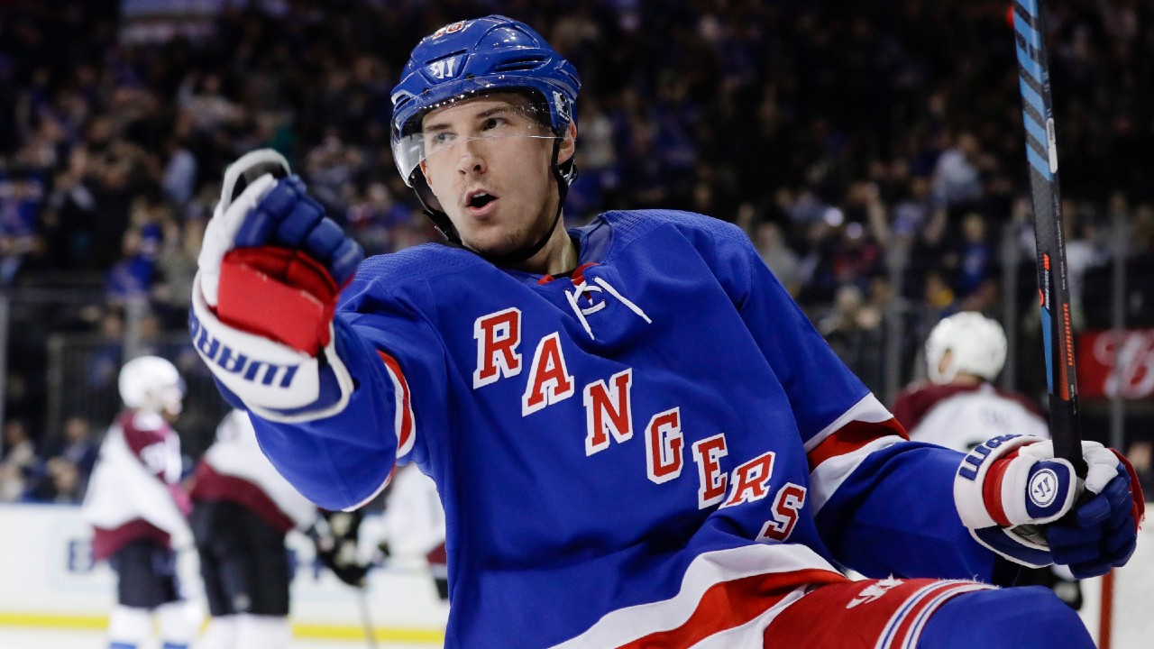 Rangers reach 1-year deals with 4 of 5 arb-eligible players