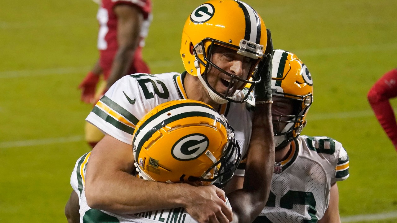 Aaron Rodgers says he will remain with Packers next season – Twin