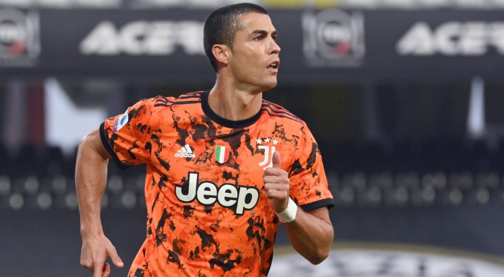 Why Cristiano Ronaldo's Juventus transfer got Fiat workers riled - Times of  India