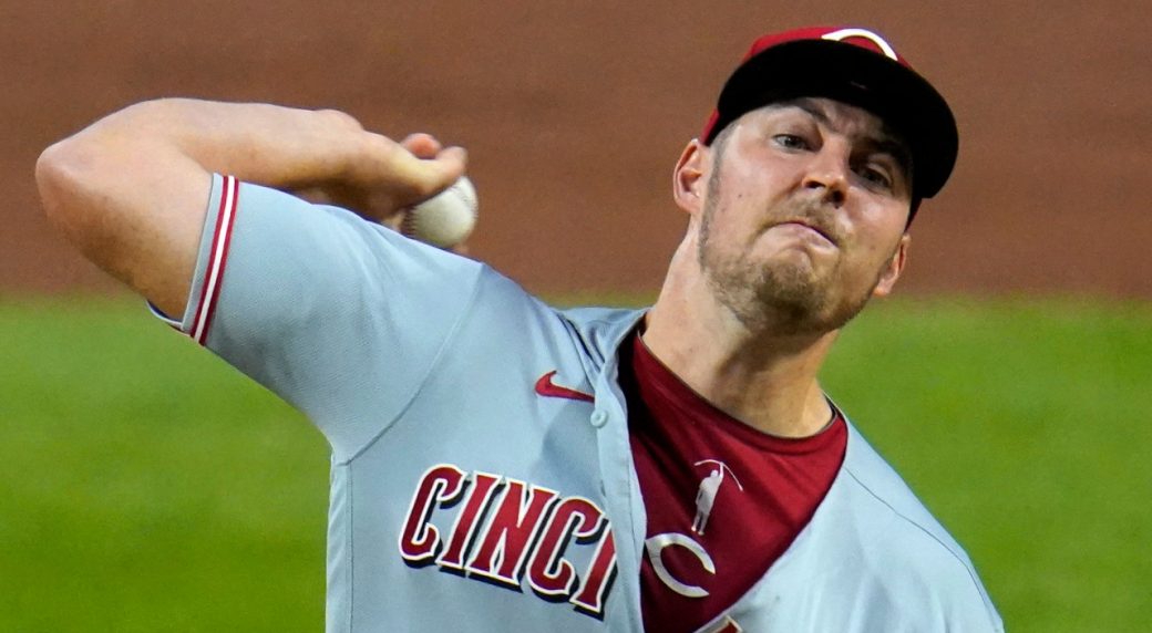 Trevor Bauer receives his 2020 Cy Young Award before Reds vs. Dodgers