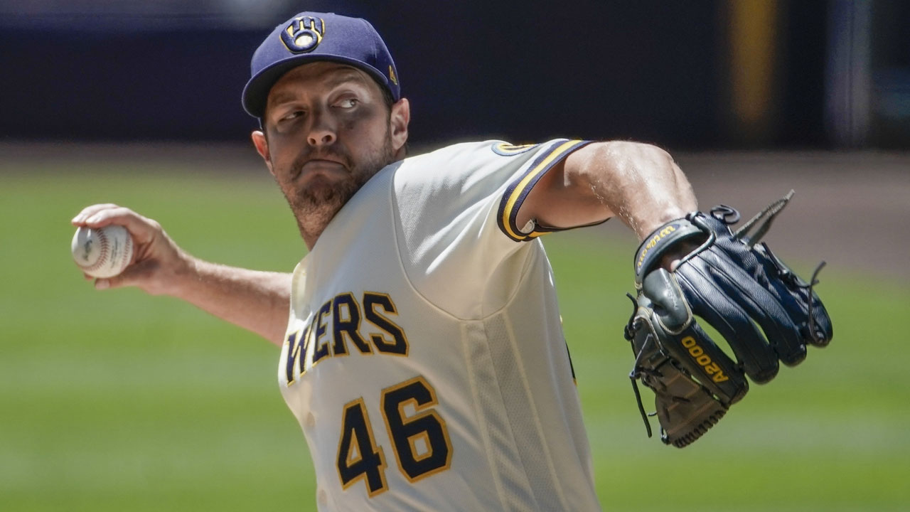 MLB Corey Knebel sets strikeout mark in Brewers win over Pirates