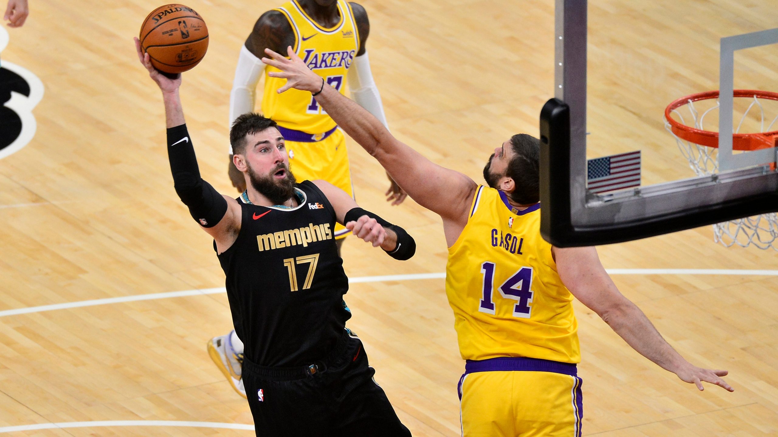 Memphis Grizzlies trade Jonas Valanciunas to New Orleans Pelicans