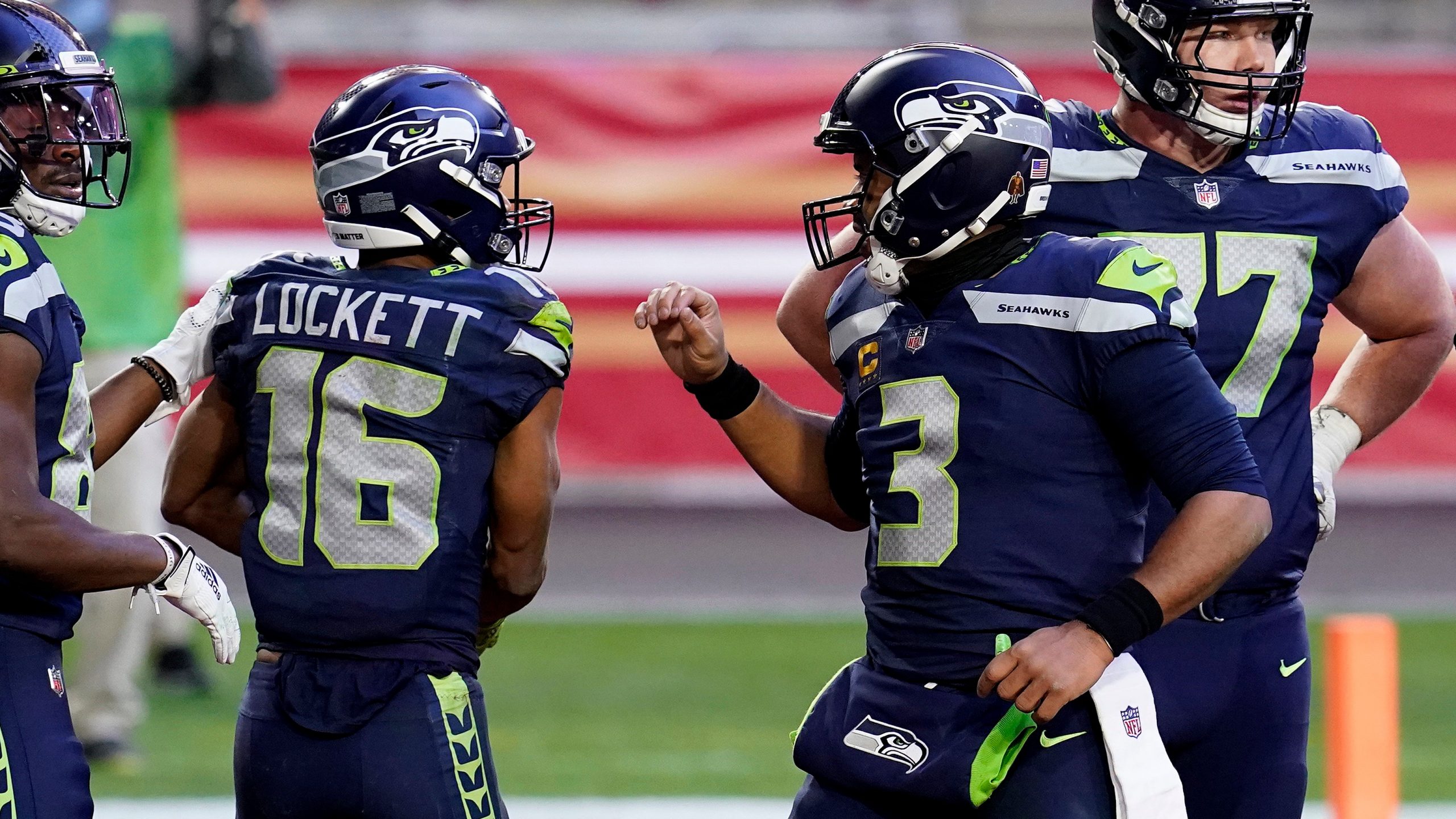 Russell Wilson leads Seahawks to win over 49ers