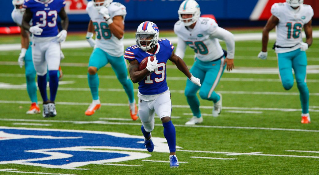 Isaiah McKenzie re-signs with Buffalo Bills