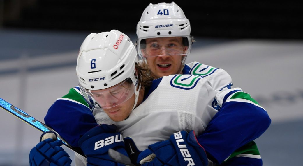New-look Canucks' line-up doesn't take much time to gel with an opening night win