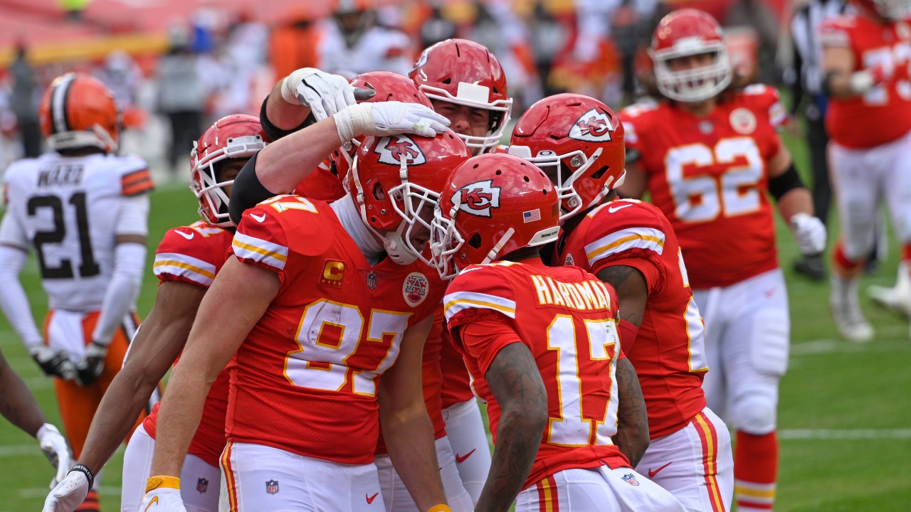 Chad Henne playoff history: How Chiefs backup helped KC beat Browns after  Patrick Mahomes injury in 2021