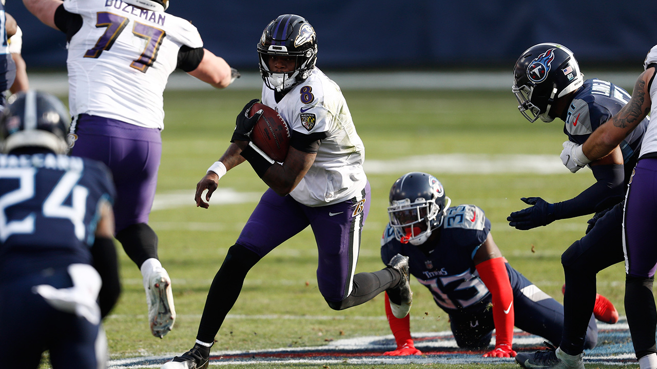 NFL playoffs 2021: Ravens' Lamar Jackson (concussion) knocked out of  divisional round vs. Bills