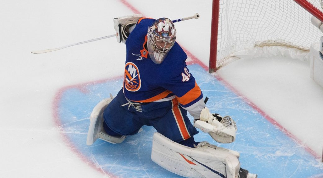 Varlamov, Pageau lead Islanders to shutout win ove