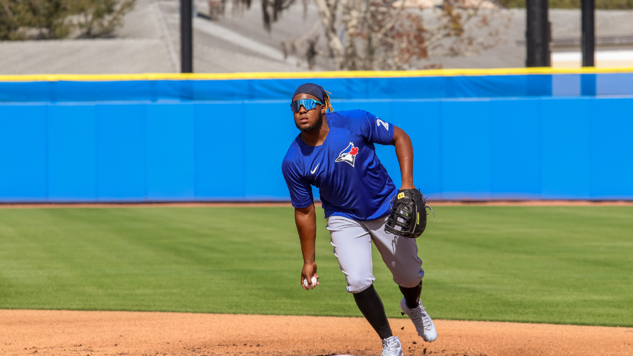 Blue Jays' Guerrero Jr. impresses with change in mentality, improved fitness