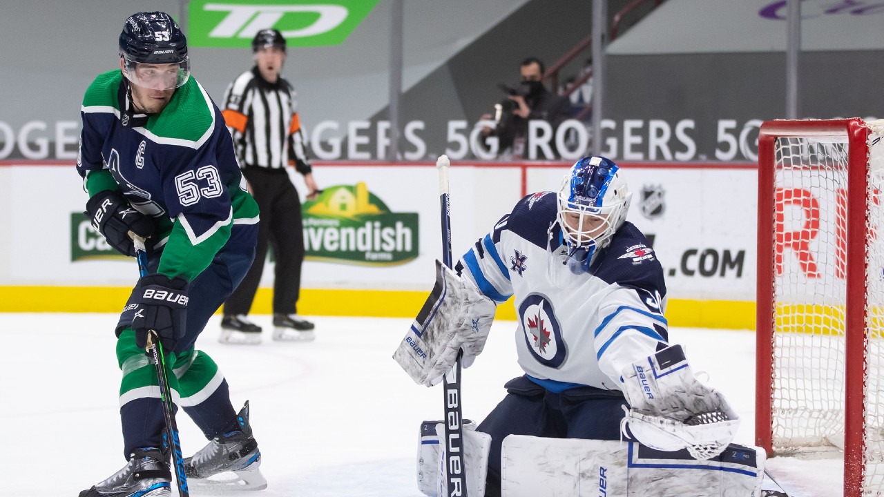 Winnipeg Jets down Vancouver Canucks 2-0, Brossoit earns second career  shutout - Squamish Chief