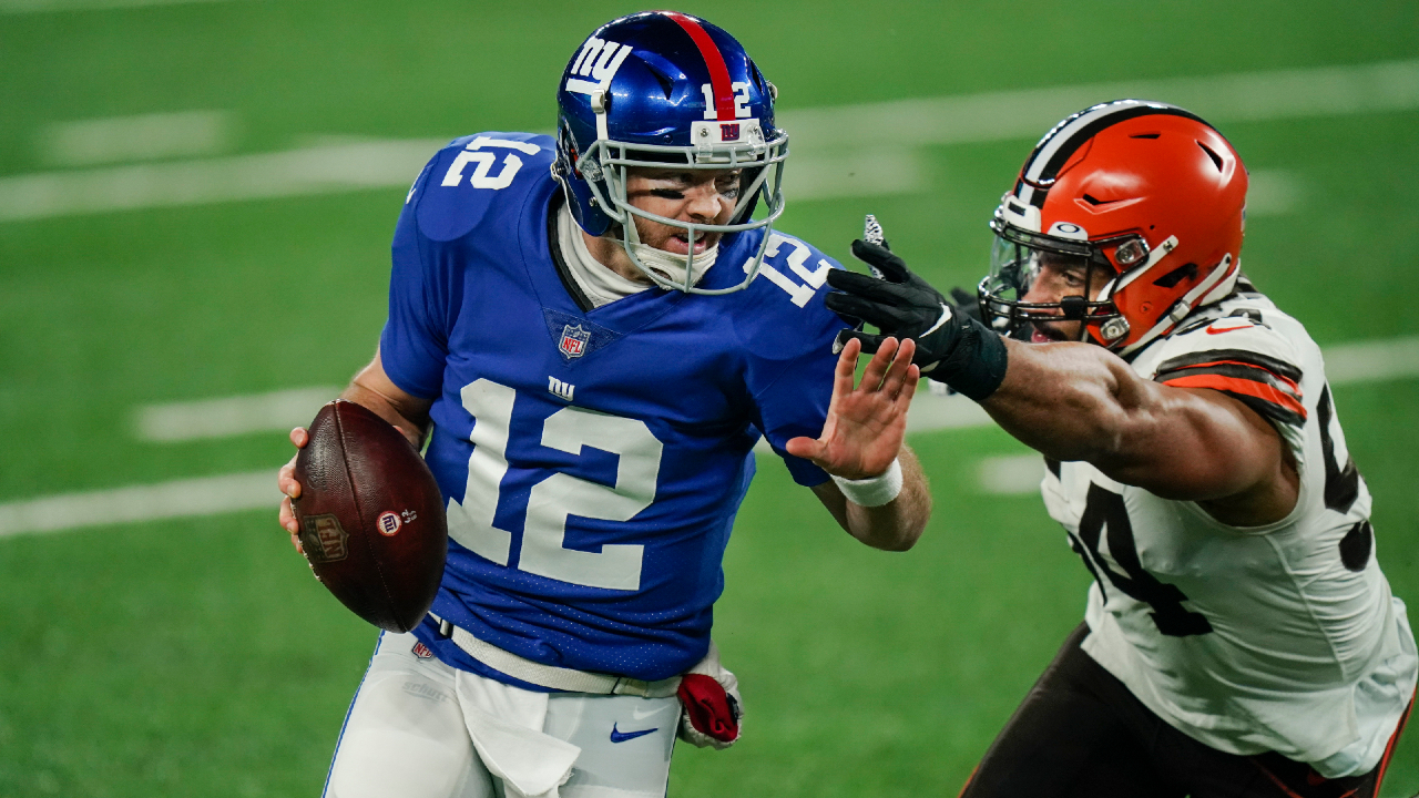 Giants need some magic from Colt McCoy to take down Seahawks