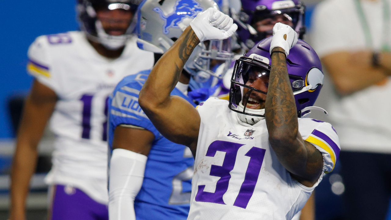 Vikings Re-Sign Ameer Abdullah