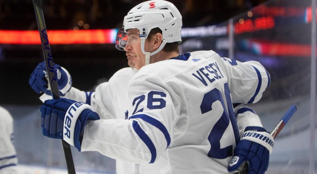 Maple Leafs dominate Oilers to complete emphatic t