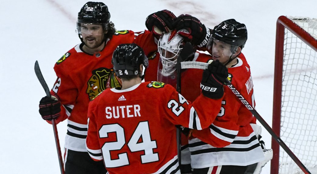 Lankinen Makes 33 Saves, Helps Blackhawks To Win Over Panthers