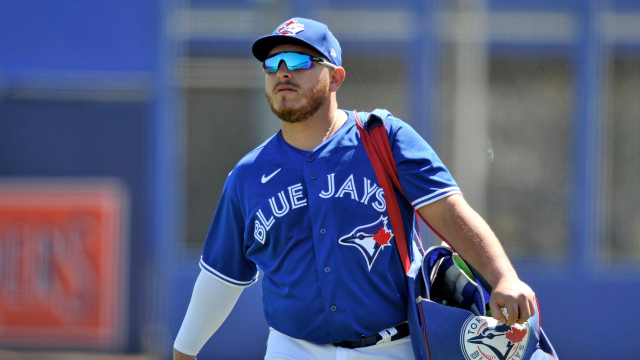 Alejandro Kirk gets the call. The Blue Jays' opening-day roster is almost  set – Winnipeg Free Press