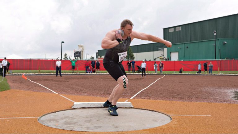 Tim Nedow makes his throw leads during the senior men's shot put finals at the Canadian Track and Field Championships and Selection Trials for the 2016 Summer Olympic and Paralympic Games, in Edmonton, Alta., on Sunday July 10, 2016. (THE CANADIAN PRESS/Jason Franson)