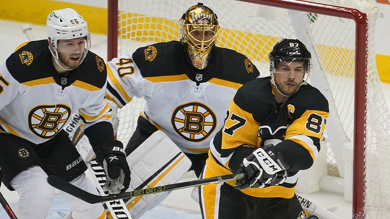 Bruins keep Penguins in check, tighten East Divisi