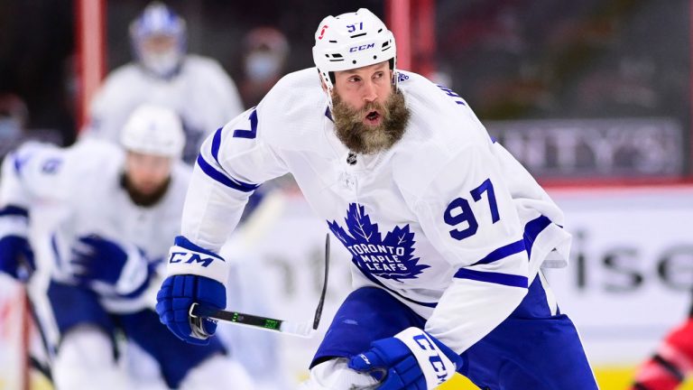 Toronto Maple Leafs' Joe Thornton (97) skates up the ice. (Sean Kilpatrick/CP)