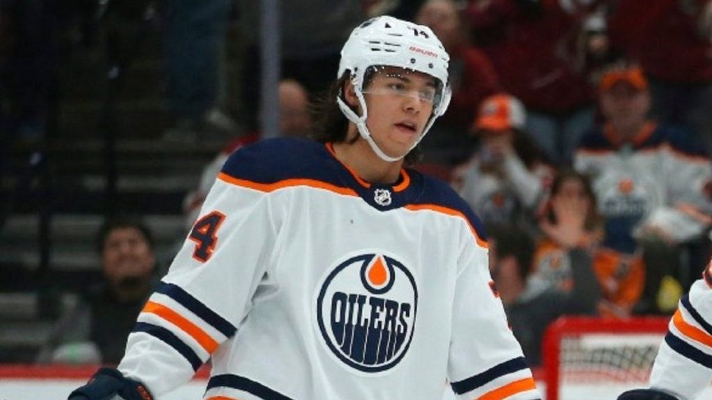 Edmonton Oilers: Grading the Ethan Bear extension as rising star stays put