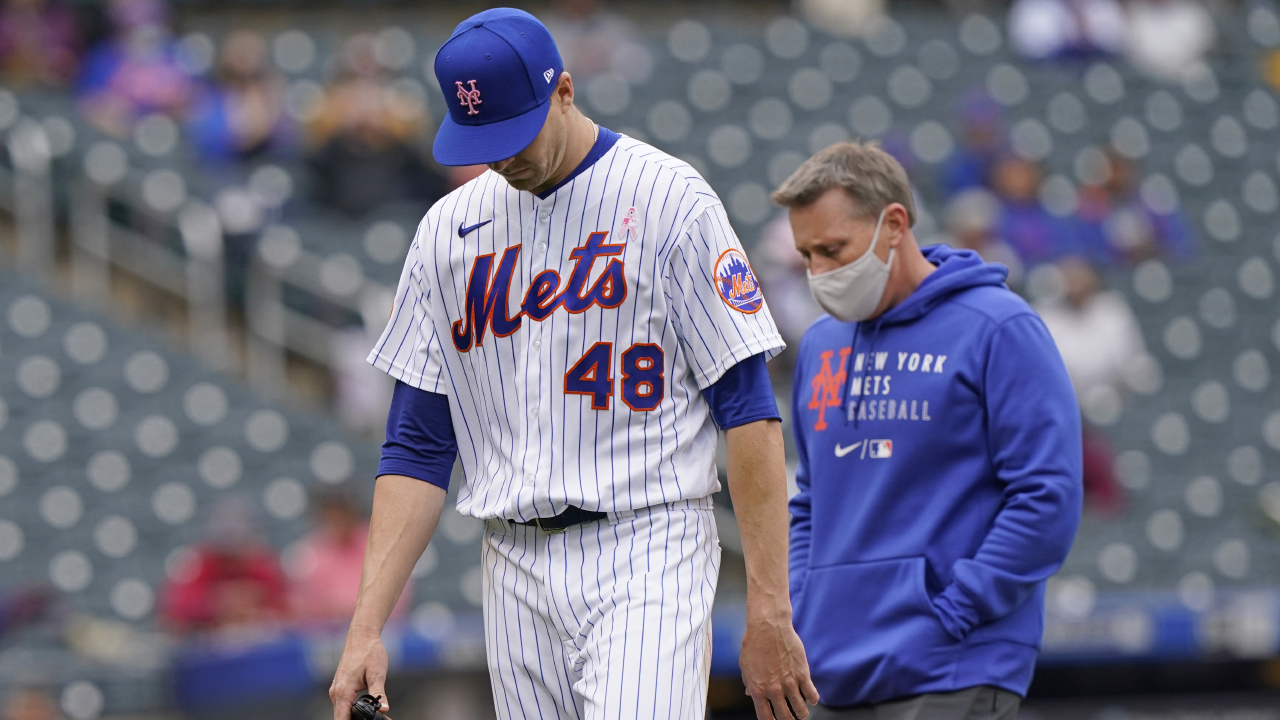 Jacob deGrom Leaves Start Early With Shoulder Soreness - The New York Times