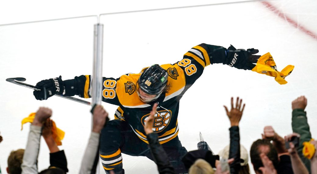 Pastrnak comes dressed for the occasion and picks up 3 on route to the Bruins' Game 1 victory