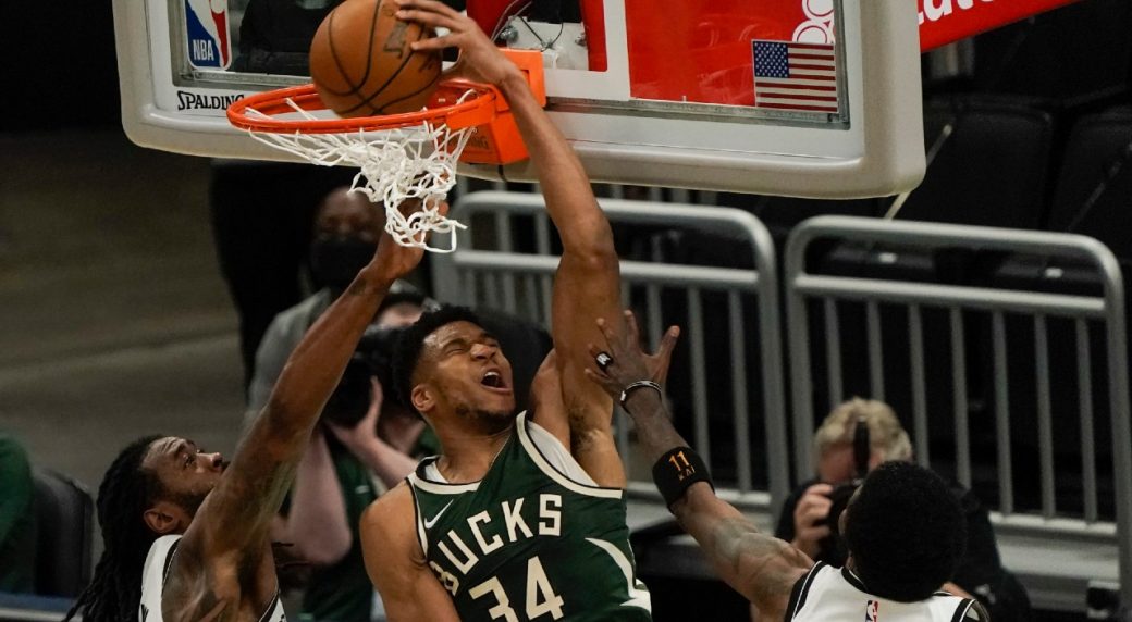 Antetokounmpo scores 49 points in his return as Bucks ...