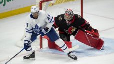 Maple Leafs recall Wayne Simmonds, loan Filip Kral to Marlies