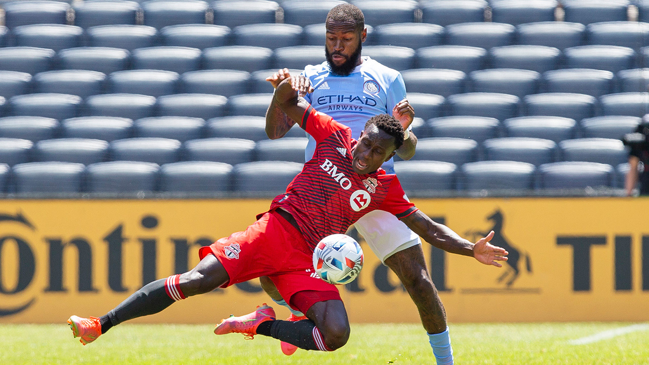 Alex Bono, goalkeeper of the Toronto FC during the 2020 Major League Soccer  season (MLS) match between Toronto FC and New York City FC at BMO Field in  Toronto.Final score; Toronto FC