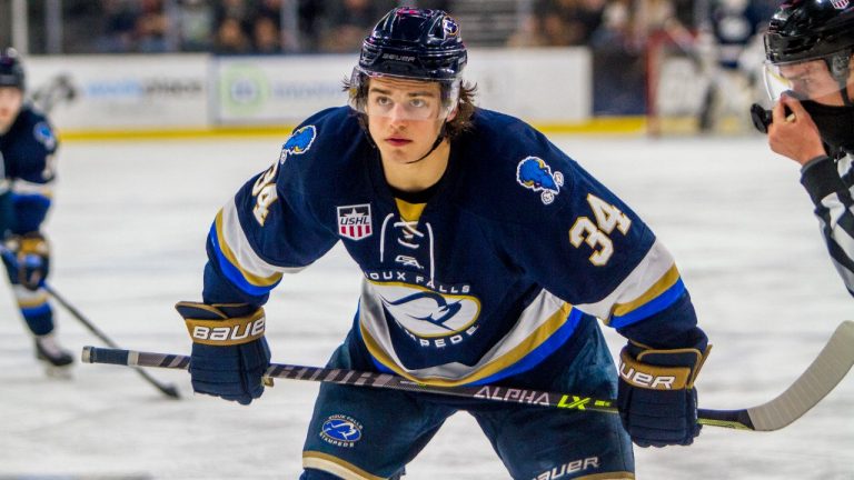 Cole Sillinger of the USHL's Sioux Falls Stampede is looking to write his own story in the NHL after his father Mike's 17-year career. (Jasen Robbennolt/Sioux Falls Stampede)