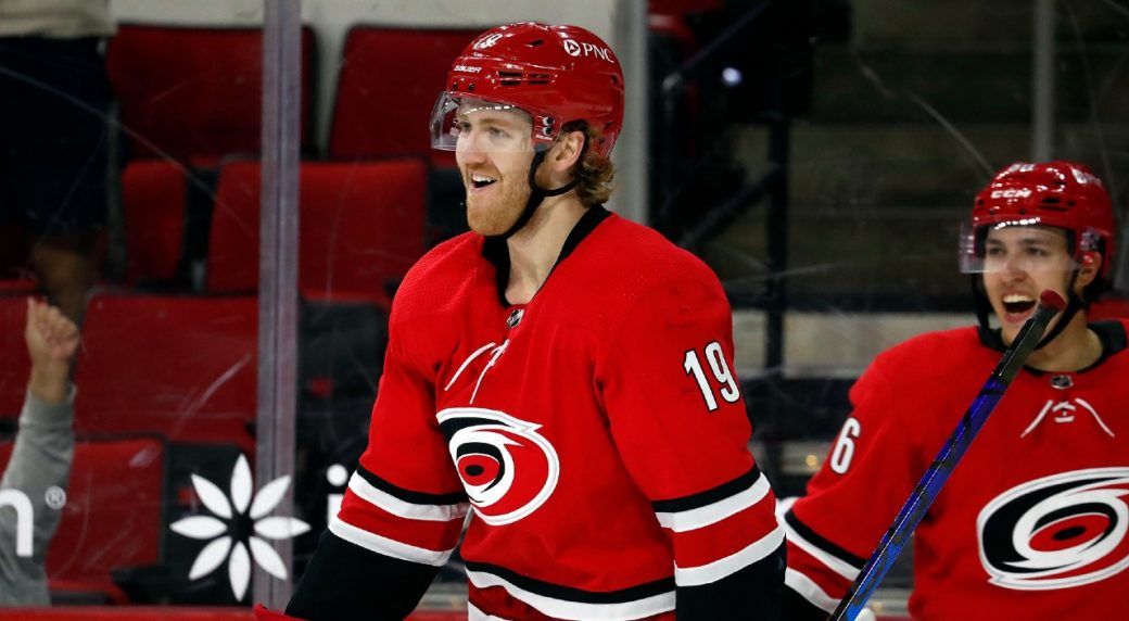 Meet Hamilton, the NHL therapy pig who is helping Carolina Hurricanes in  their bid for the Stanley Cup