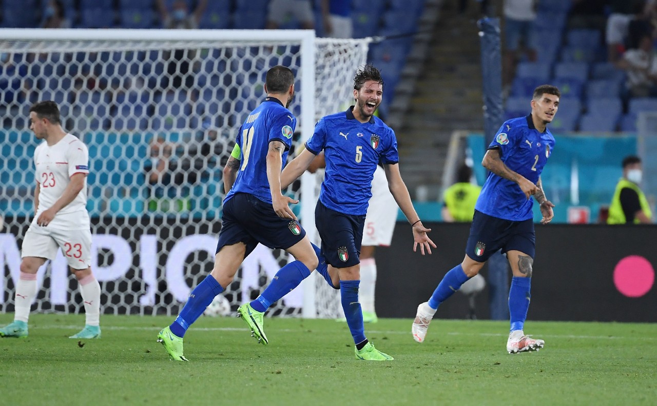 Locatelli brilha com a vitória da Itália nas oitavas de final da Euro 2020