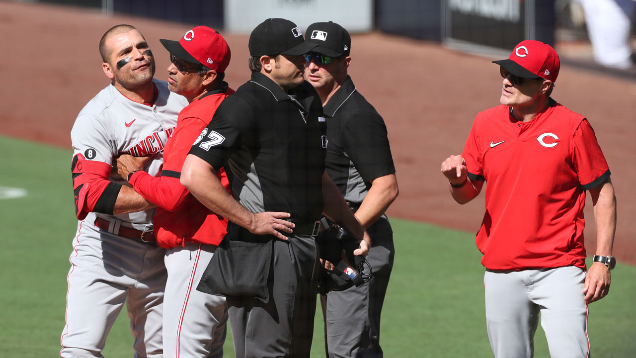 Joey Votto, David Bell ejected in wild Cincinnati Reds loss vs Padres