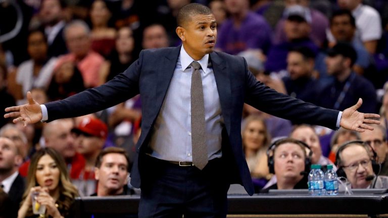 Former Phoenix Suns coach, current Raptors assistant Earl Watson. (Matt York/AP) 