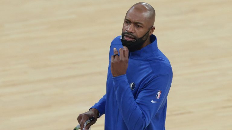 Dallas Mavericks assistant coach Jamahl Mosley has reportedly been chosen as the next head coach of the Orlando Magic. (Vincent Carchietta/Pool Photo via AP)