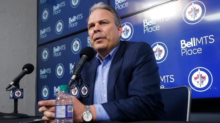 Winnipeg Jets Executive Vice President and General Manager Kevin Cheveldayoff. (John Woods/CP)