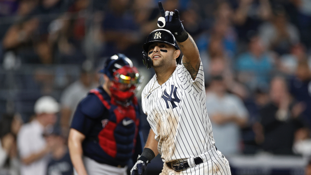 Yankees' Tim Locastro tears ACL after making leaping catch