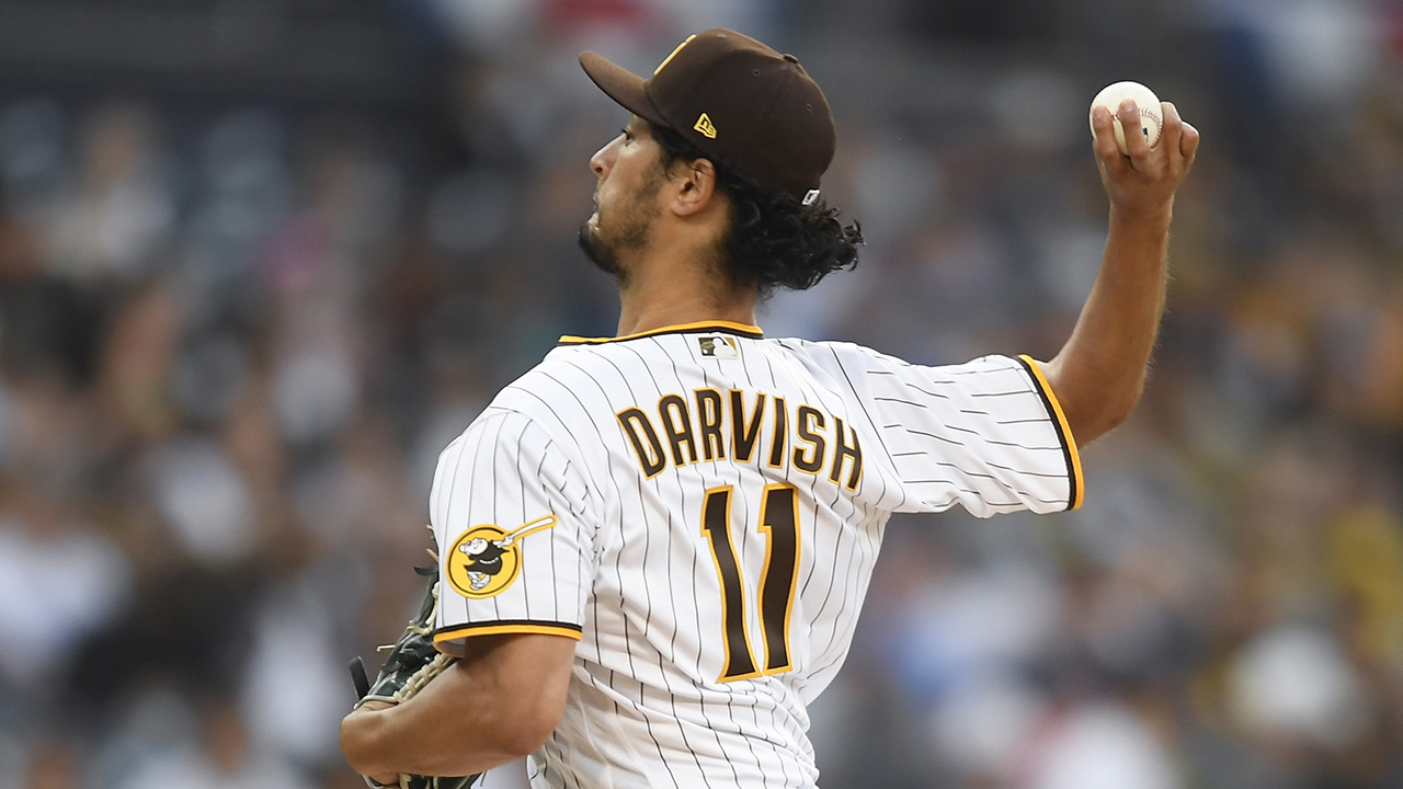 Yu Darvish leaves start early with shoulder discomfort