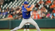 Blue Jays trade reliever Trent Thornton to Mariners for prospect Mason McCoy