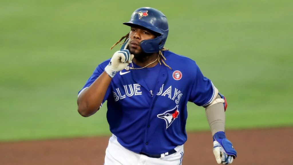 Blue Jays: Espinal's strong campaign influences trade deadline