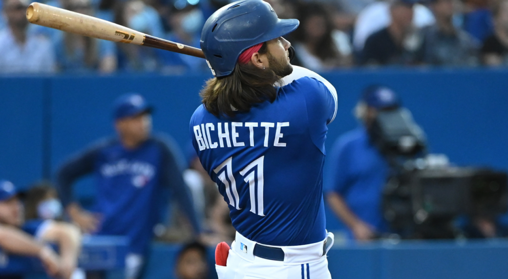 Blue Jays SS Bo Bichette leaves game after 5 innings with sore right  quadriceps - Newsday