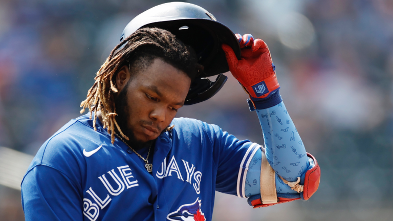 Toronto Blue Jays' Vladimir Guerrero Jr. reacts to grounding out in the seventh inning against the New York Mets during a baseball game Sunday, July 25, 2021, in New York. (Adam Hunger / AP)