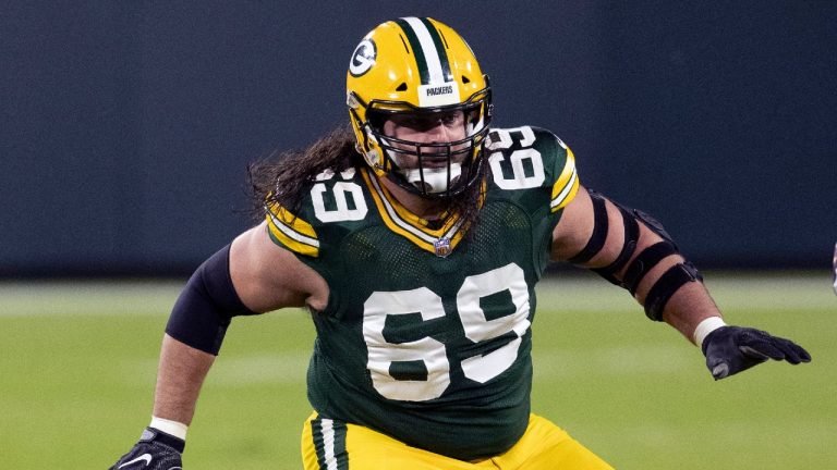 Green Bay Packers offensive tackle David Bakhtiari (69) plays during an NFL football game against the Chicago Bears in Green Bay, Wisc., in this Sunday, Nov 29. 2020, file photo. (Jeffrey Phelps/AP)